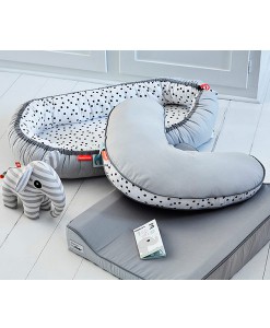 Babybett auf www.mina-lola.com von done by deer