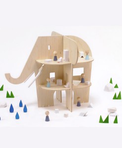 Puppenhaus Elefant auf www.mina-lola.com von Rock & Pebble