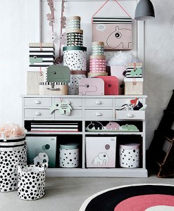 Rundes Boxenset Happy dots auf mina-lola.com von done by deer