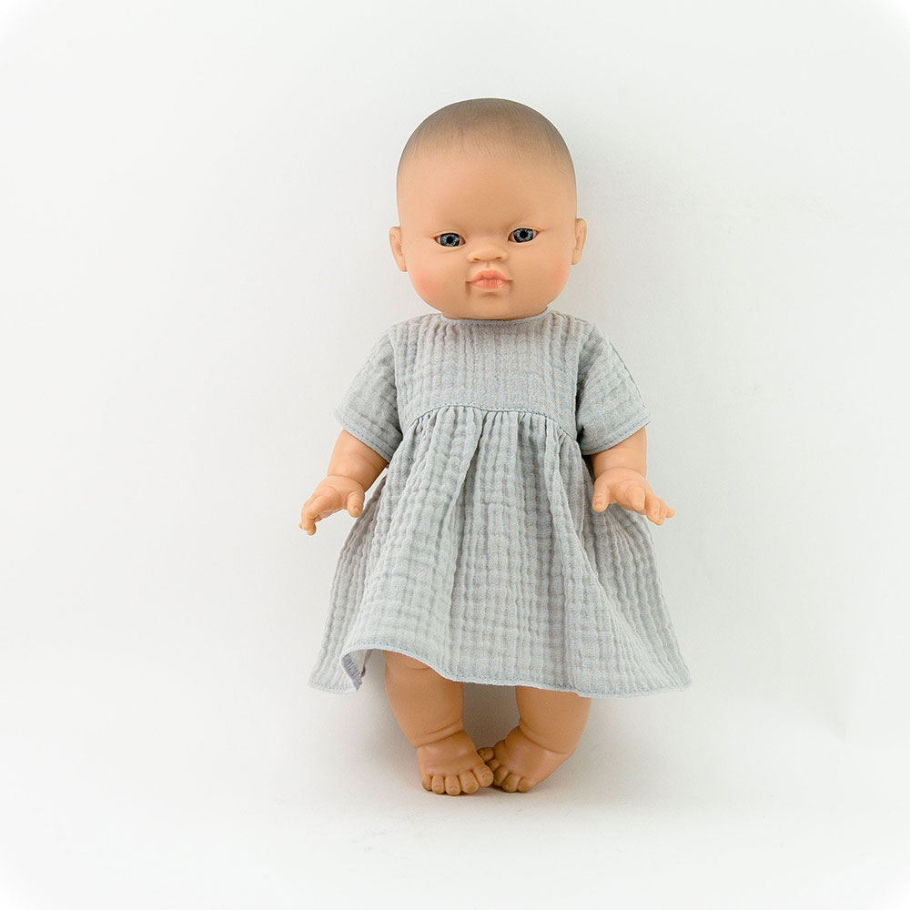 Puppenkleid aus Musselin in Grau auf www.mina-lola.com